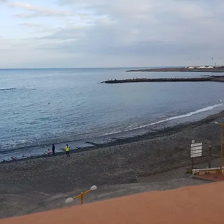 Muelle 招待所